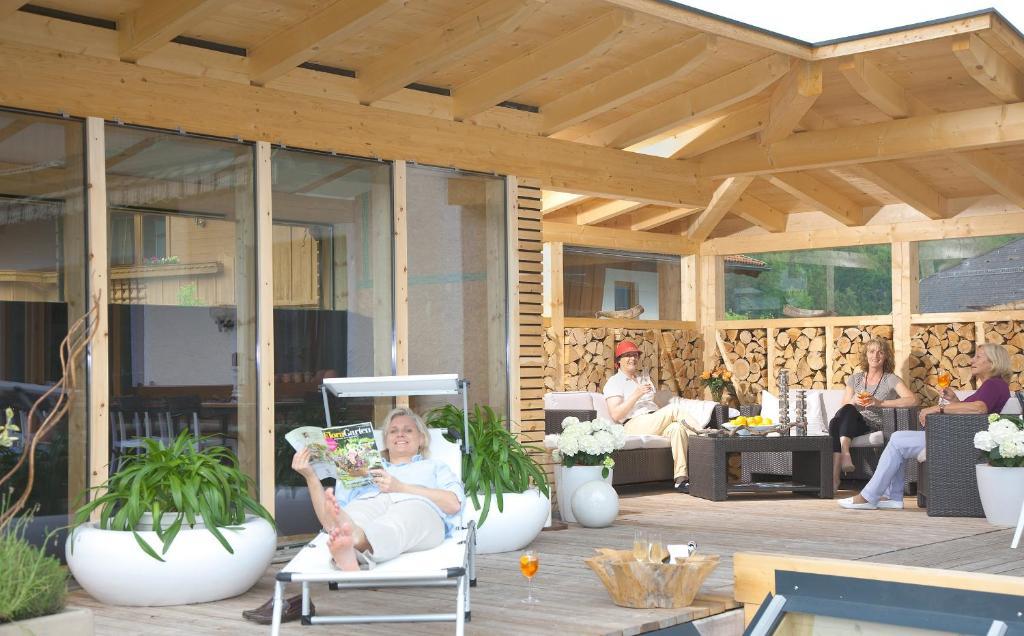 Hotel Garni Berghof Пертизау Екстериор снимка